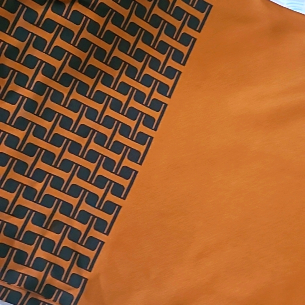 HERMÈS Paris  two side H logo muffler man or woman ,